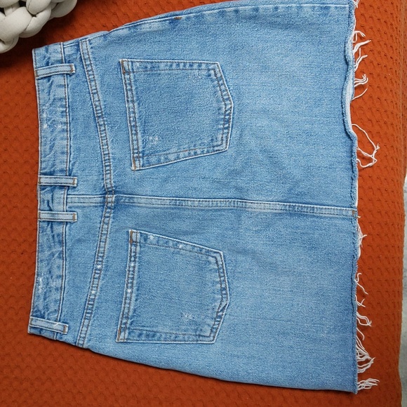 jean skirt - Picture 3 of 3